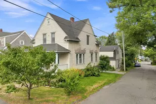 19 Norwood Ave, Rockport, MA 01966 - Photo 4