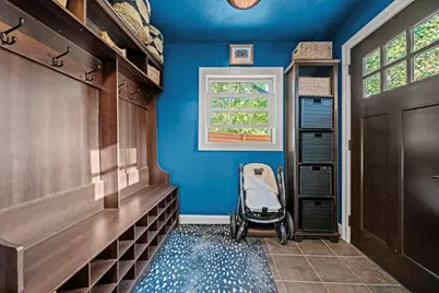 264 Main Street, Amesbury, MA 01913 - Photo 16