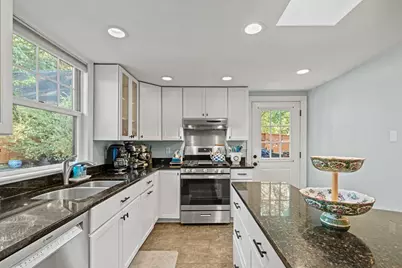 264 Main Street, Amesbury, MA 01913 - Photo 8