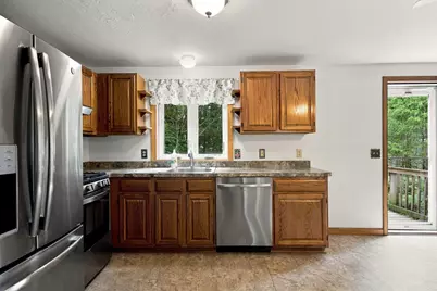 16 Gunters Ln, Mashpee, MA 02649 - Photo 12