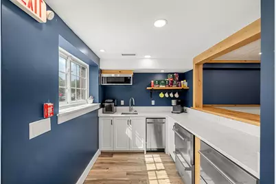 1 Merrimac Street #7, Newburyport, MA 01950 - Photo 18