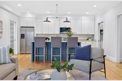 30 Chestnut Sq #30, Boston, MA 02130 - Photo 8