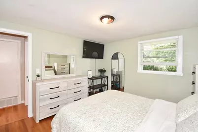 92 Louis Rd, Springfield, MA 01118 - Photo 18