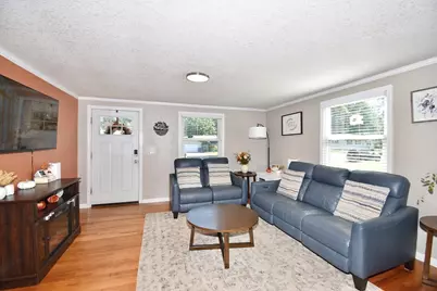 92 Louis Rd, Springfield, MA 01118 - Photo 12