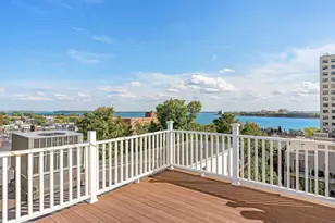 413 E 7th St, Boston, MA 02127 - Photo 32