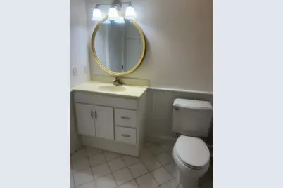 8 Hallmark Gdns #5, Burlington, MA 01803 - Photo 12