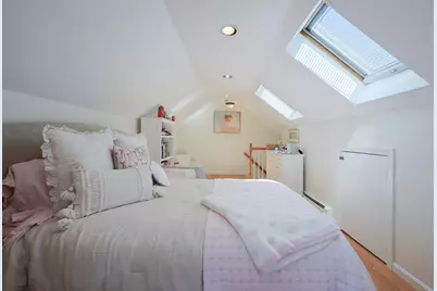 26 Pleasant St #B, Wellesley, MA 02482 - Photo 16