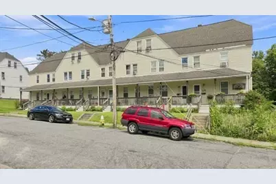 10-32 Overlook St, Northbridge, MA 01588 - Photo 4