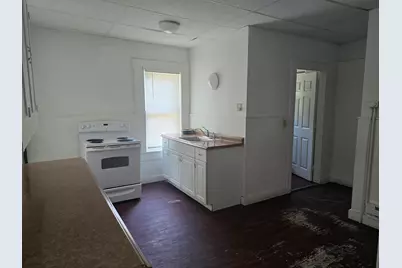 166 W Main St #4, Orange, MA 01364 - Photo 2