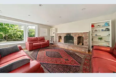 21 Elmwood Rd, Wellesley, MA 02481 - Photo 16