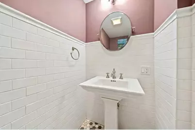 21 Elmwood Rd, Wellesley, MA 02481 - Photo 18