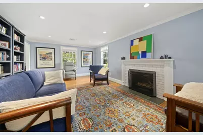 21 Elmwood Rd, Wellesley, MA 02481 - Photo 14