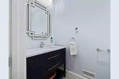 11 Woodhaven Rd, Newton, MA 02468 - Photo 14