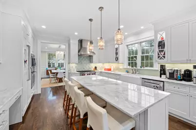 11 Woodhaven Rd, Newton, MA 02468 - Photo 10