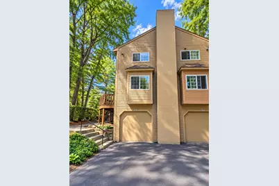 54 Voyagers Ln #54, Ashland, MA 01721 - Photo 1