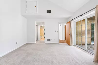 54 Voyagers Ln #54, Ashland, MA 01721 - Photo 8