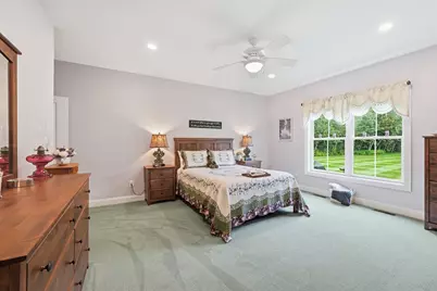 406 N Liberty St, Belchertown, MA 01007 - Photo 22