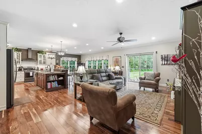406 N Liberty St, Belchertown, MA 01007 - Photo 18