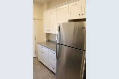 96 Middle St #2, Gloucester, MA 01930 - Photo 2