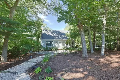 29 Childs River Rd, Falmouth, MA 02536 - Photo 6