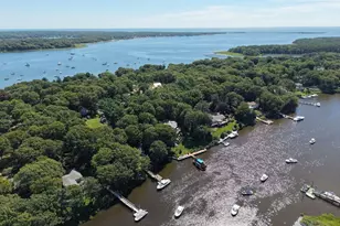 29 Childs River Rd, Falmouth, MA 02536 - Photo 10