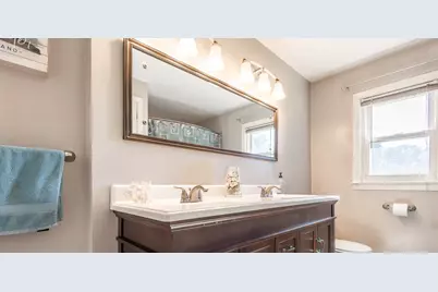 9 Byron Ave, Methuen, MA 01844 - Photo 16