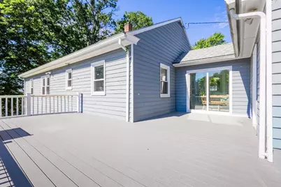 9 Byron Ave, Methuen, MA 01844 - Photo 8