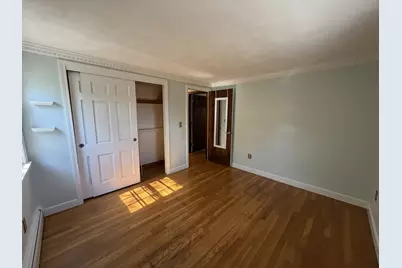 8 Robin Rd, Milford, MA 01757 - Photo 16