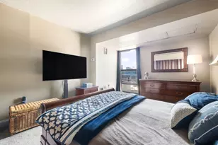 566 Commonwealth, Boston, MA 02215 - Photo 10