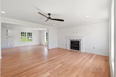 10 Happy Acres, East Longmeadow, MA 01028 - Photo 8