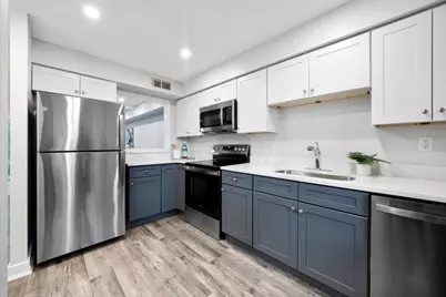 3 Beals Cove Rd #E, Hingham, MA 02043 - Photo 2