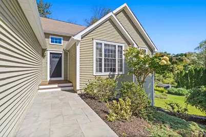 24 Tanyard Rd, Dudley, MA 01571 - Photo 2