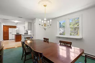 4 Carson Rd, Woburn, MA 01801 - Photo 20