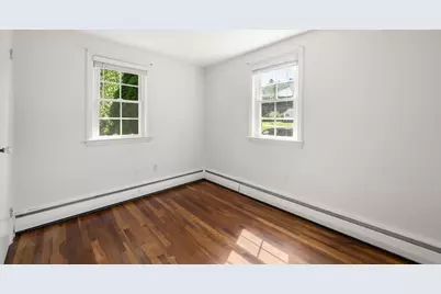 4 Carson Rd, Woburn, MA 01801 - Photo 10