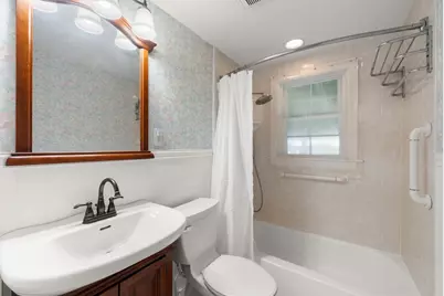 4 Carson Rd, Woburn, MA 01801 - Photo 12