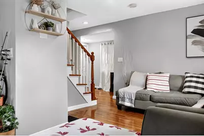 17 Moon St, Southbridge, MA 01550 - Photo 8