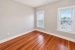 21 Dowse St, Everett, MA 02149 - Photo 6