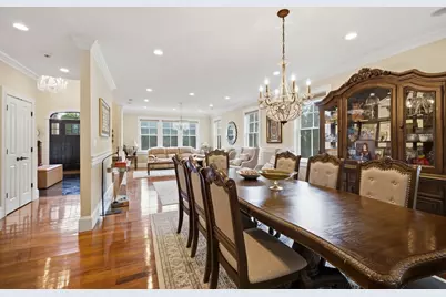 8 Longmeadow Rd, Newton, MA 02459 - Photo 6
