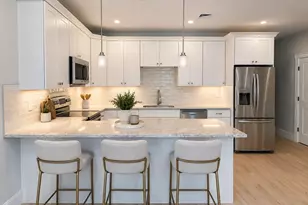 9 Downer Ct, Boston, MA 02122 - Photo 1