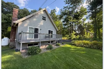47 Horseshoe Cir, Ware, MA 01082 - Photo 4