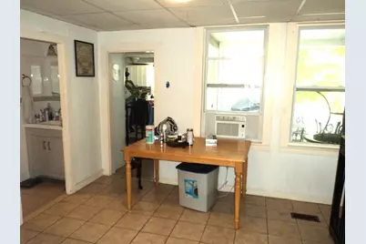 24 Pleasant St, Ware, MA 01082 - Photo 10