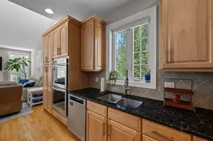 23 Avebury Ln, Marlborough, MA 01752 - Photo 8