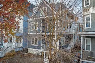 31 Wabon St, Boston, MA 02121 - Photo 18