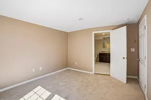 7 Nirvana Dr, Saugus, MA 01906 - Photo 24
