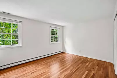 7 Nirvana Dr, Saugus, MA 01906 - Photo 4