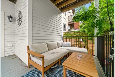 559 East 5th #1, Boston, MA 02127 - Photo 10