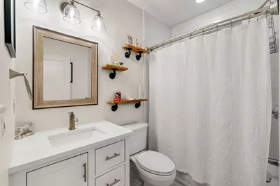 559 East 5th #1, Boston, MA 02127 - Photo 8