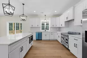 33 Seabiscuit Dr, Plymouth, MA 02360 - Photo 14