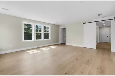 33 Seabiscuit Dr, Plymouth, MA 02360 - Photo 30