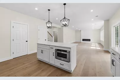 33 Seabiscuit Dr, Plymouth, MA 02360 - Photo 18